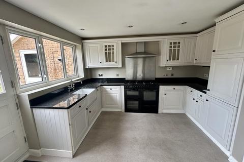 18 Harrier Way, Waltham Abbey, EN9 3JQ