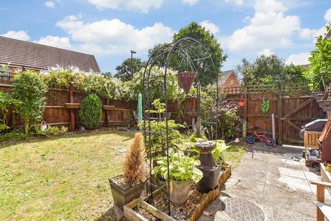 3 bedroom detached house for sale, Braeburn Road, Crawley, West Sussex