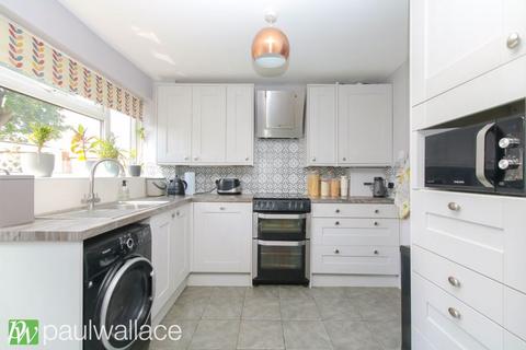 3 bedroom semi-detached house for sale, Hyde Mead, Nazeing