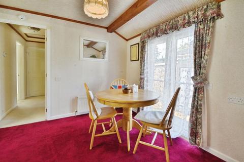 2 bedroom detached bungalow for sale, Mayfield Park, Cirencester, Gloucestershire