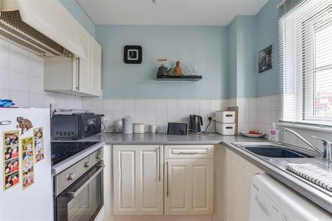1 bedroom apartment for sale, Hickory Close, Edmonton