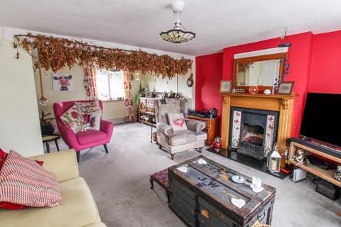 3 bedroom semi-detached house for sale, St. Neots Road, Sandy SG19