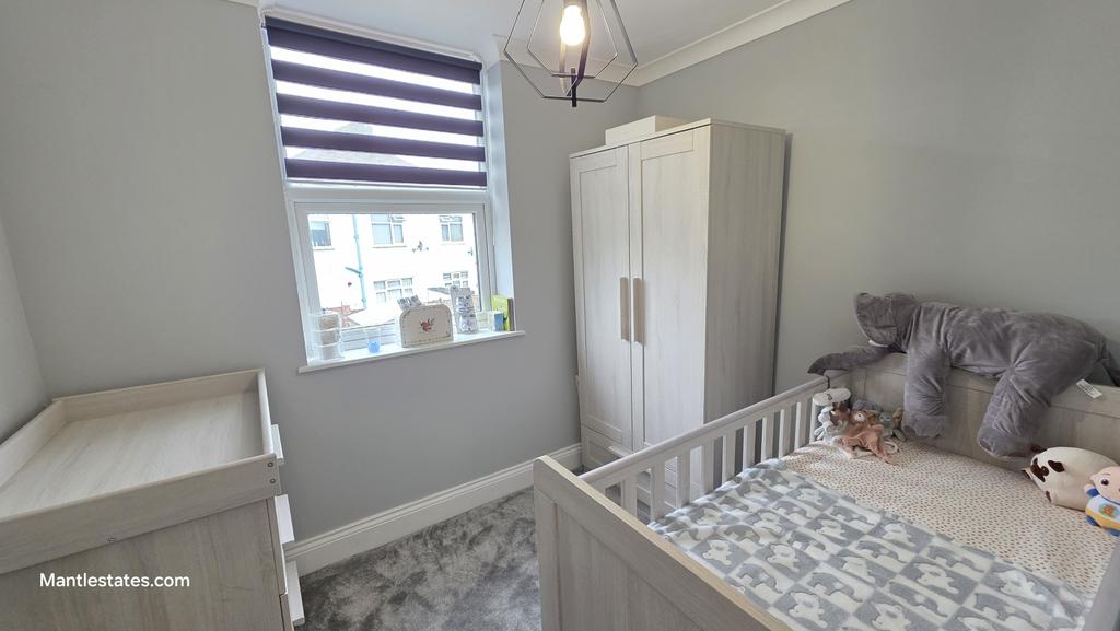 Rear bedroom