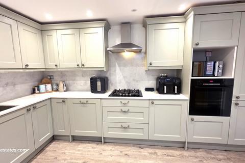 Holly Road, Enfield EN3