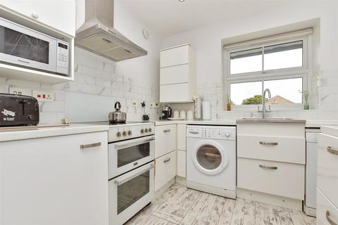 2 bedroom apartment for sale, Shirley Cottages, Croydon CR0