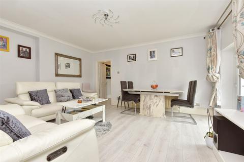 2 bedroom apartment for sale, Shirley Cottages, Croydon CR0