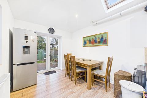 undefined, Keith Lucas Road, Farnborough, Hampshire, GU14
