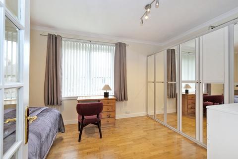 123 Ruthrieston Circle, Aberdeen, AB10 7LB