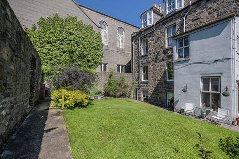 13 Crown Terrace, Aberdeen, AB11 6HE