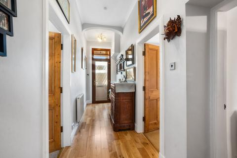 10 Leighton Crescent, Easthouses, Dalkeith, EH22 4DY