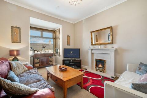 10 Leighton Crescent, Easthouses, Dalkeith, EH22 4DY