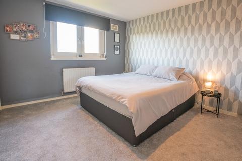 71 Brierfield Terrace, Aberdeen, AB16 5XT