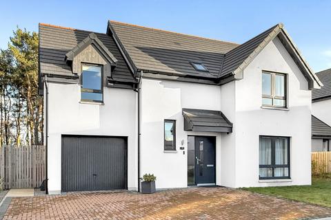 10 Braemar Close, Elgin, IV30 8BB