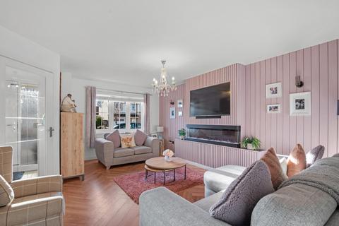 22 Drumbeg Road, Bishopton, PA7 5GT