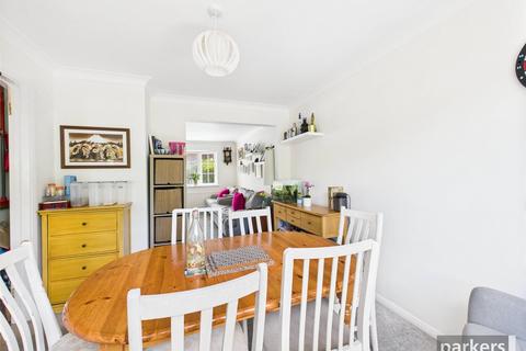 3 bedroom detached house for sale, Sidmouth Grange Close, Reading RG6