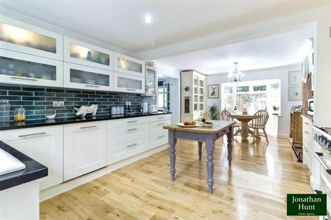 3 bedroom cottage for sale, Buntingford SG9