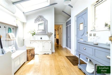 3 bedroom cottage for sale, Buntingford SG9