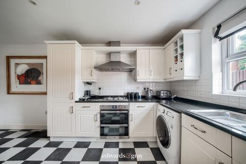 5 Ward Close, Fradley, Lichfield, WS13 8TS