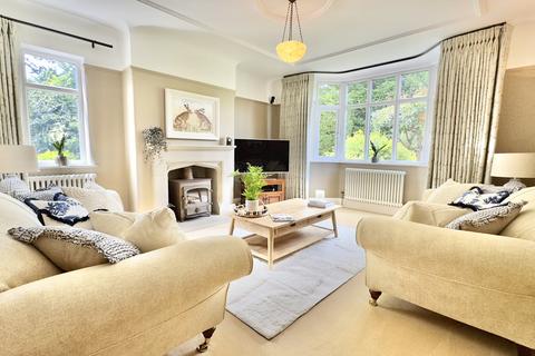 5 bedroom detached house for sale, Rake Lane, Eccleston, Chester CH4 9JN