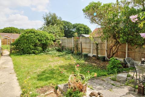 3 bedroom bungalow for sale, Weeley Road, Little Clacton, Clacton-on-Sea