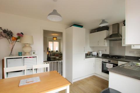 31 Academy Drive, Northampton, NN2 7AY