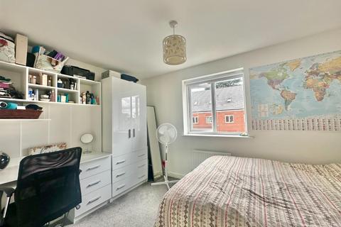 31 Academy Drive, Northampton, NN2 7AY