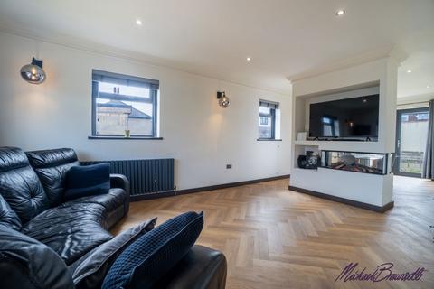 undefined, Westminster Avenue, Bradford BD14