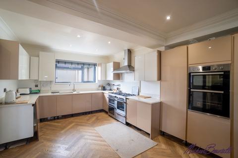 undefined, Westminster Avenue, Bradford BD14