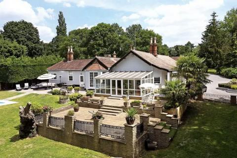 undefined, Hollybush Hill, Buckinghamshire, SL2