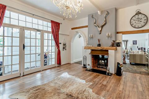 5 bedroom detached house for sale, Hollybush Hill, Buckinghamshire, SL2