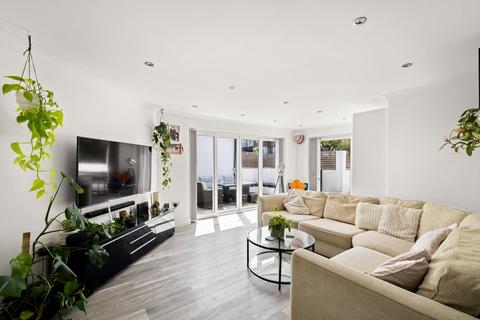 80 Weymouth Road, Folkestone, CT19 4LS
