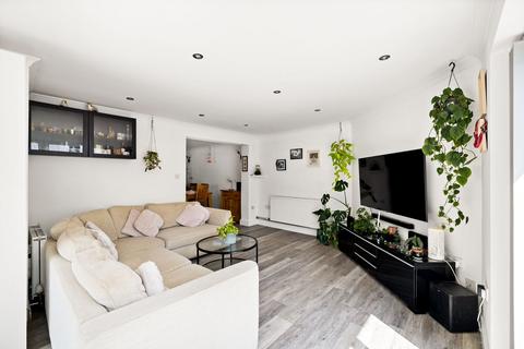 80 Weymouth Road, Folkestone, CT19 4LS