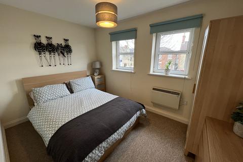 2 bedroom apartment to rent, Swindon Road, Stratton St. Margaret SN3