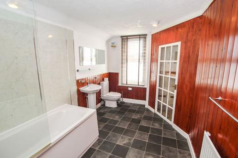 2 bedroom terraced house for sale, Minster Drive, Herne Bay