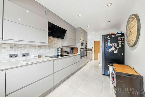 undefined, Mayfields Way, Pontefract WF9
