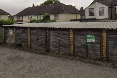 undefined, Royal Avenue, Waltham Cross EN8