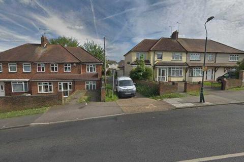 undefined, Royal Avenue, Waltham Cross EN8