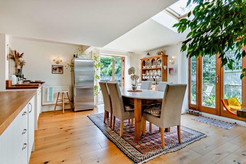 undefined, Ferry Road, Sudbourne