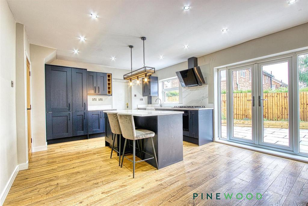 Kitchen diner