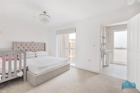 4 bedroom terraced house to rent, Delta Mews, London, NW7