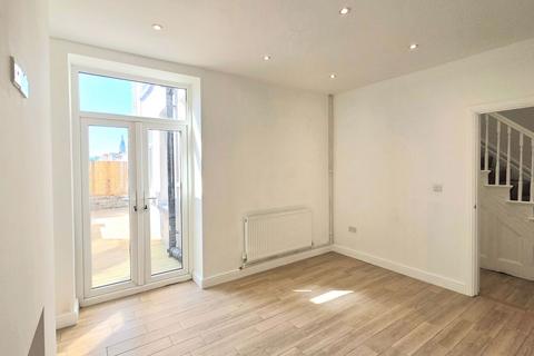3 The Walk, Ebbw Vale, NP23 6AY