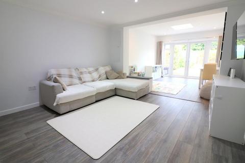 2 bedroom semi-detached house for sale, Luton LU2
