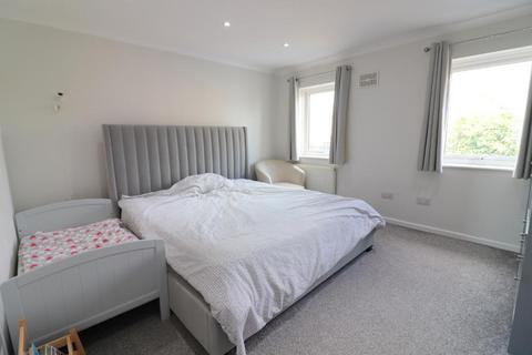 34 Colwell Rise, Luton, LU2 9UA