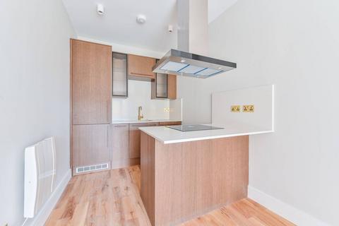 2 bedroom flat to rent, Dalton Street, West Norwood, London, SE27