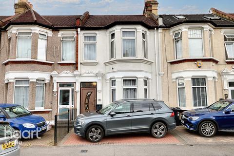 3 bedroom terraced house for sale, Hampton Road, Ilford