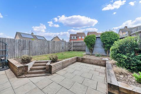 36 Binyon Way, Royston, SG8 5FS