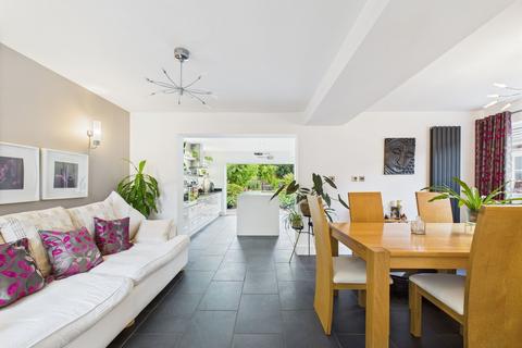 3 bedroom detached house for sale, Broadway, Yaxley, PE7
