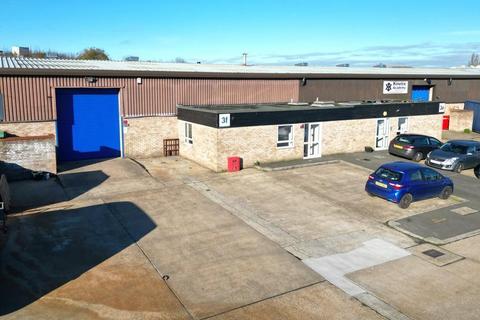 Warehouse to rent, 3A-3H Moss Rd Witham CM8 3UW