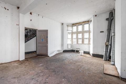 Office to rent, 80 High St Harrow HA3 7AF