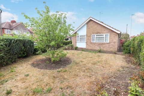 3 bedroom detached bungalow for sale, Park Avenue, Rushden NN10